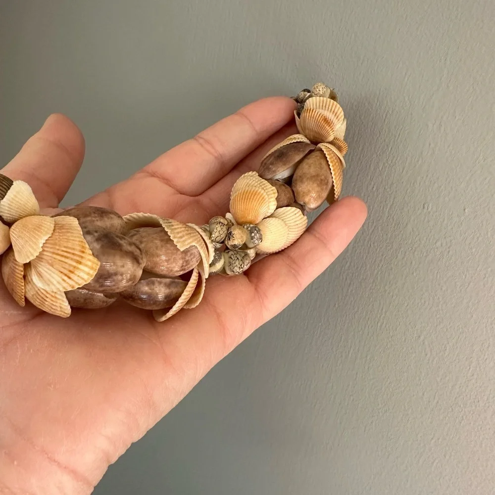 Intricate Australian Shell Lei
